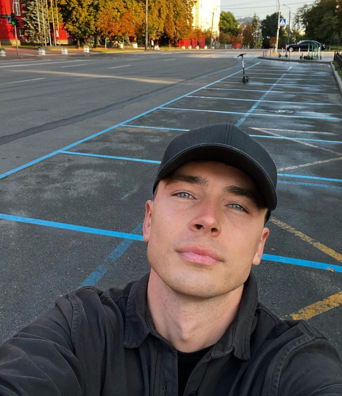 Ведучий "Хто зверху?" чесно сказав, скільки витрачає на місяць