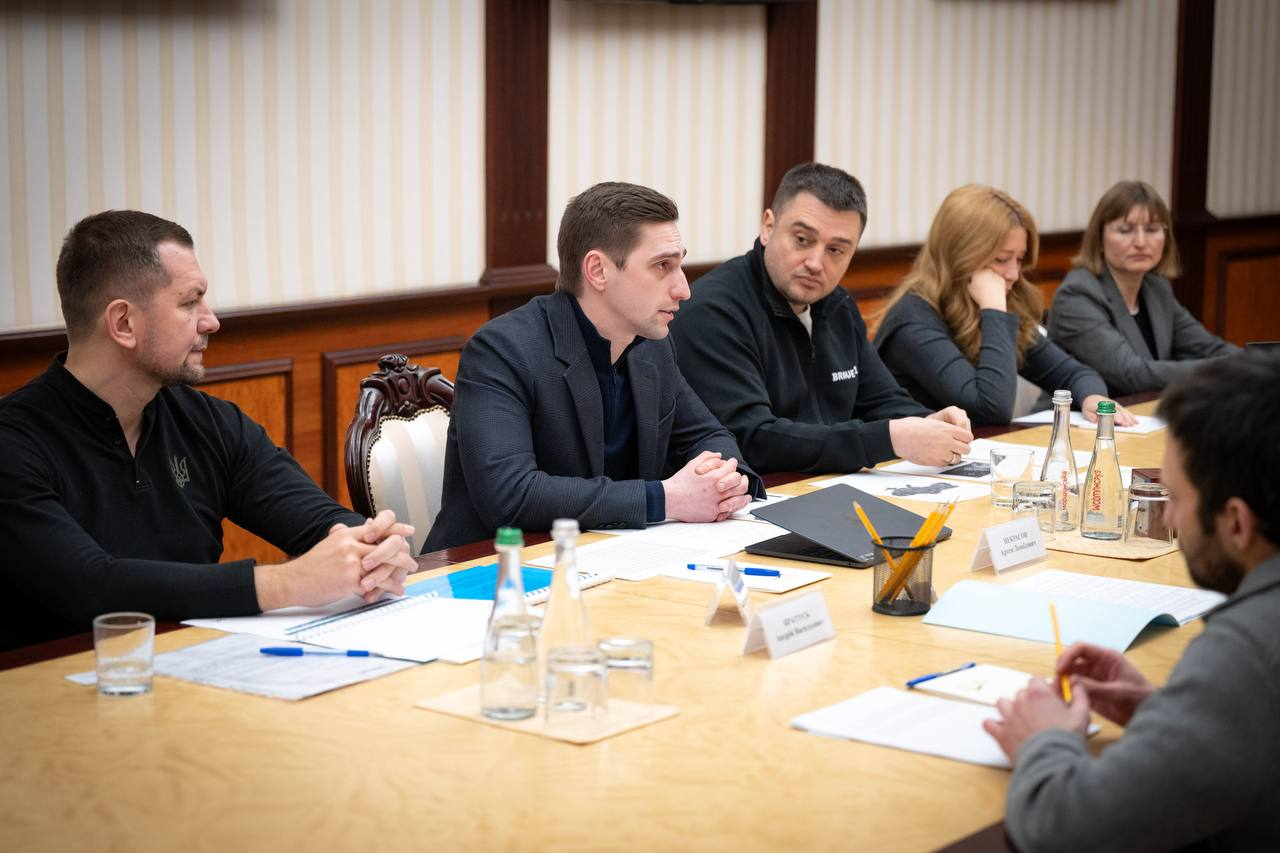 Связь и интернет во время отключений света: Свириденко озвучила планы операторов