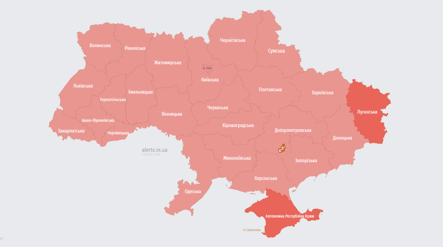 По всій Україні оголосили повітряну тривогу: у Росії злетів МіГ-31К