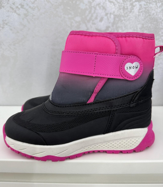 Какая детская обувь будет модной этой зимой: топ-5 главных трендов