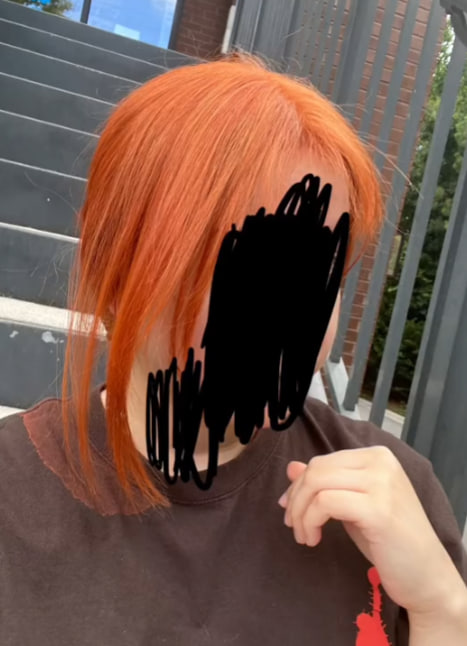 Женщина покрасила волосы в салоне и горько заплакала, когда впервые себя увидела: что произошло