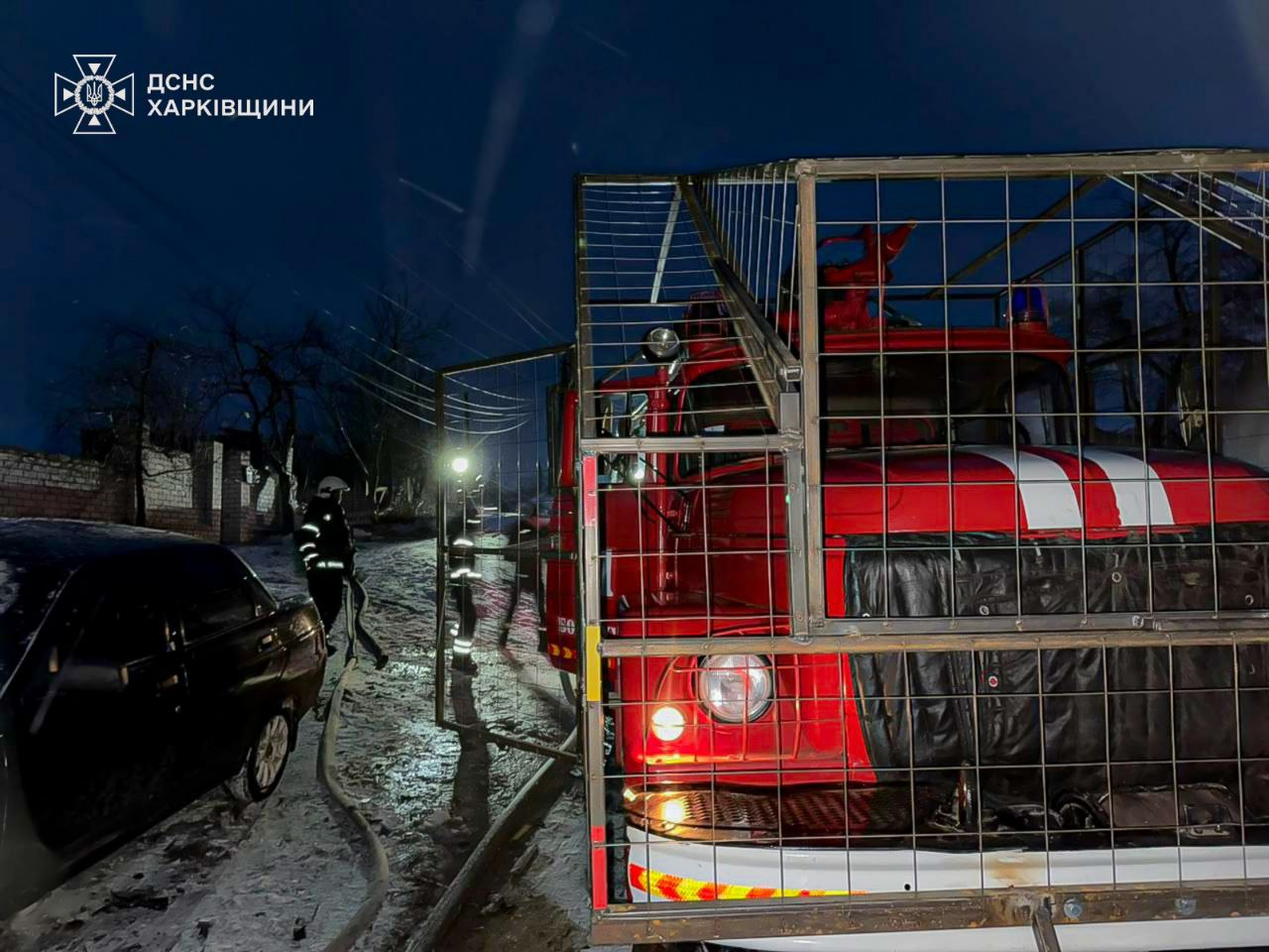 Трагедія у Богодухові: російський дрон убив 10-річного хлопчика та його матір у їхньому домі