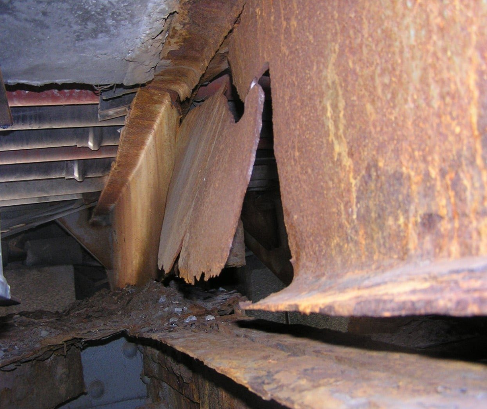 Метал з'їла корозія: науковці б'ють на сполох через міст Патона в Києві