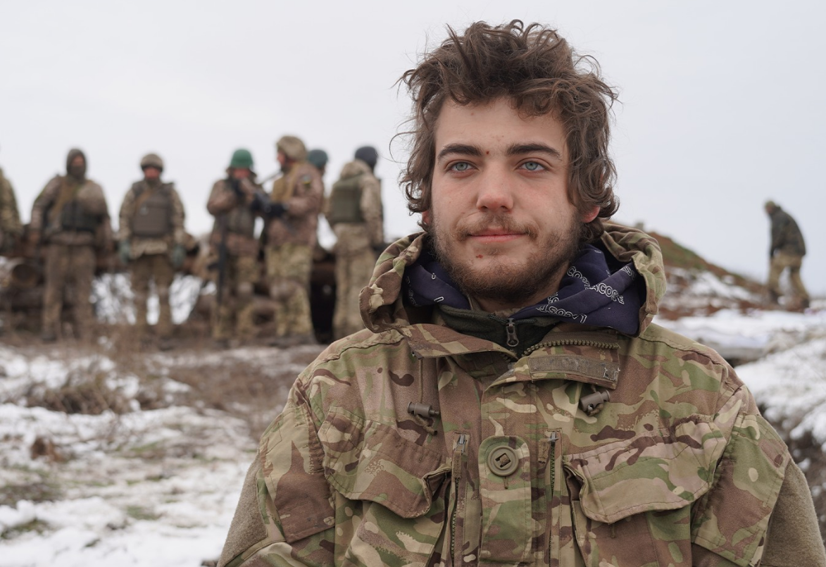 "Такой молодой, но такой смелый": 23-летний боец спас сотни побратимов