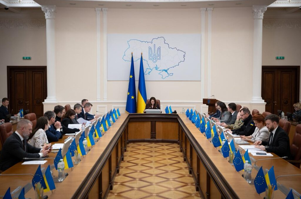 Миллиарды для "1000 часов украинского контента": на что можно получить деньги от государства