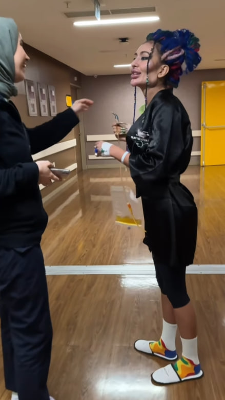 Українка з найбільшими вилицями зробила ще одну "пластику" та показалася після наркозу (фото)