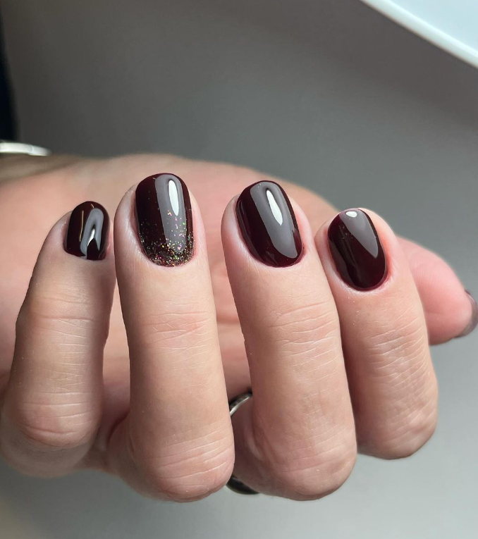 Манікюр 2024 року: ці дизайни будуть у тренді та зроблять ваші ручки найкрасивішими