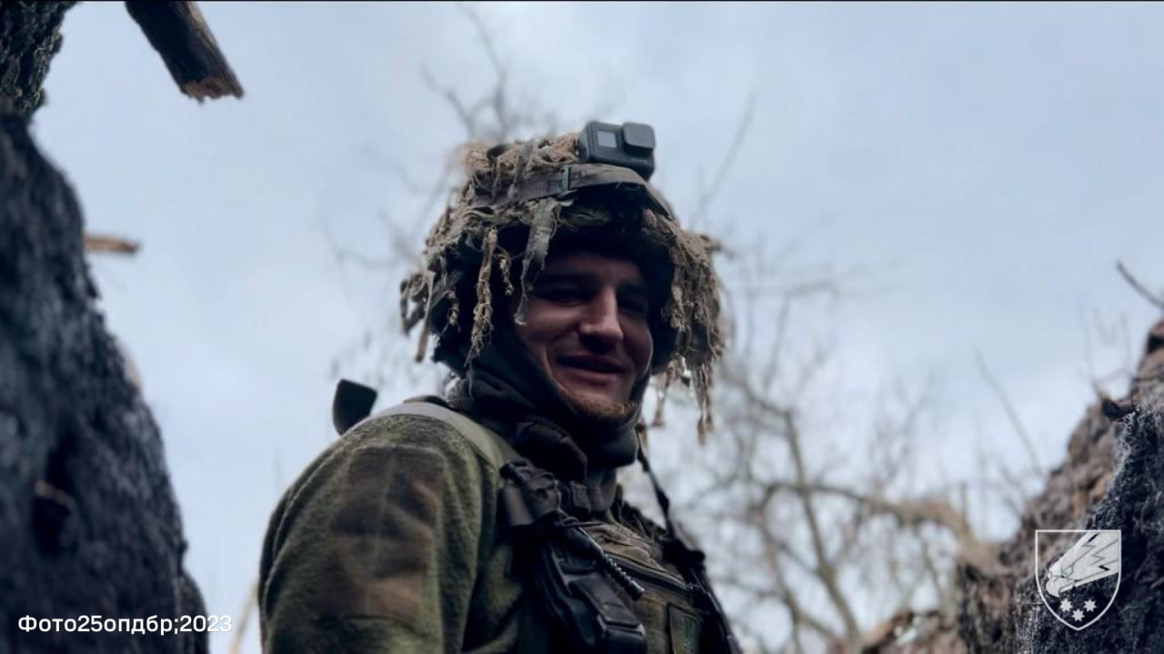 Зазирніть у ці очі: як виглядають Січеславські десантники, які стоять  на стражі незалежності