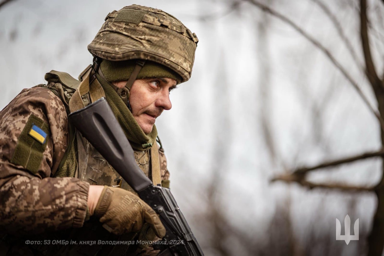 "Не народжені воїнами": погляньте на потужні кадри з українськими військовими з 53-ї бригади