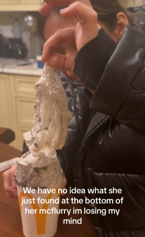 Жінка знайшла у МакФлурі неїстівний "сюрприз" і ледь стримувала емоції: що там було