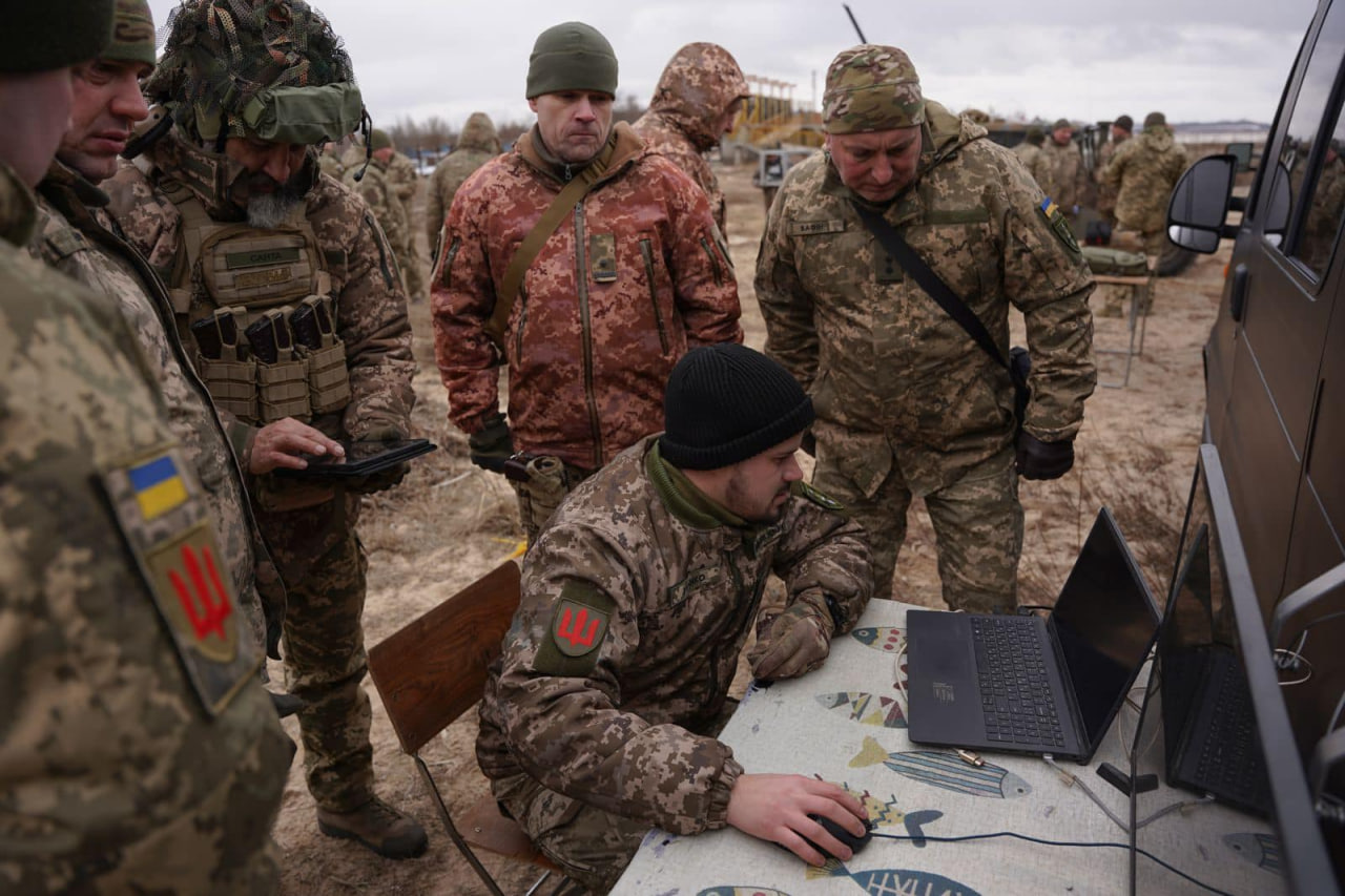 Як збивають "Шахеди". Дивіться цікаві кадри з "нічними вартовими"