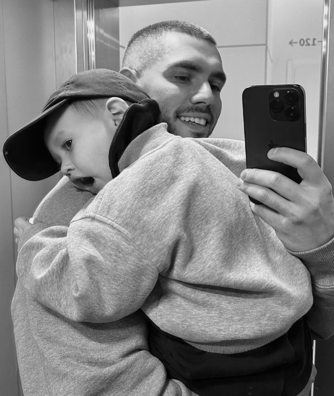 "Холостяк" Добринін сказав, скільки грошей йому потрібно для "комфортного життя": йдеться про тисячі доларів