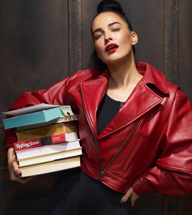 Астаф'єва вразила "справжнім" обличчям без макіяжу: як зірка Playboy виглядає у реальності