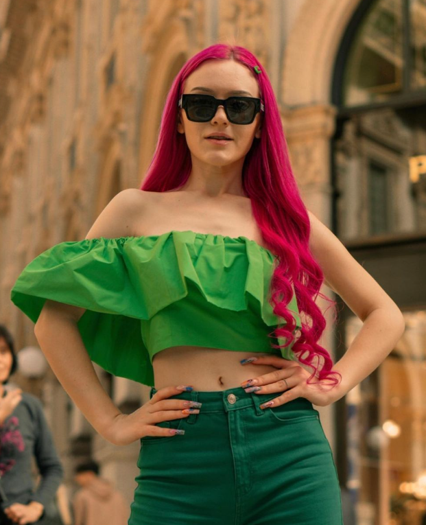 Кэнди Суперстар: Никто не хочет смотреть, как блогер переживает и жалуется на жизнь