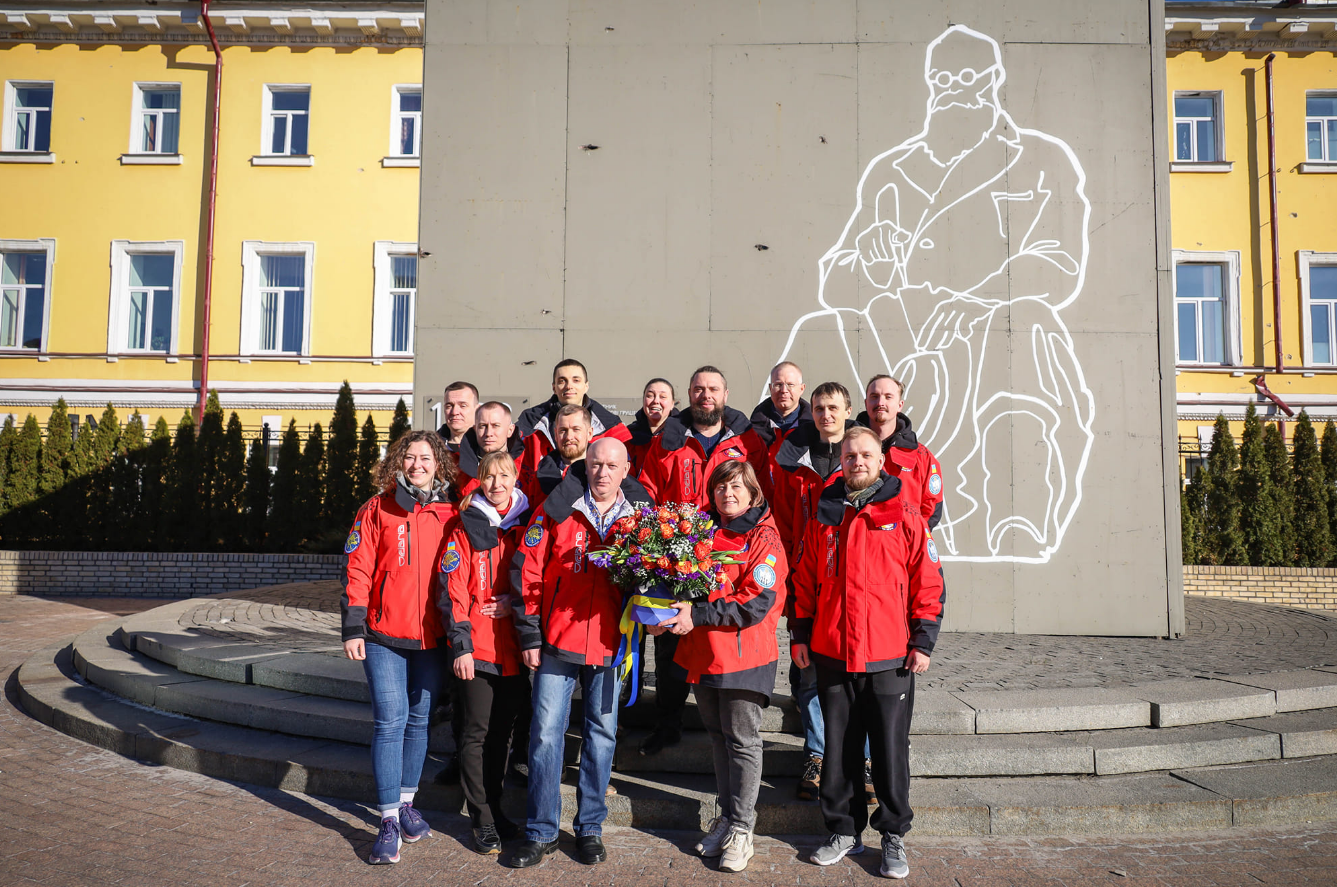 Найбільше жінок за останні 27 років. На "Академік Вернадський" вирушила нова антарктична експедиція (фото)