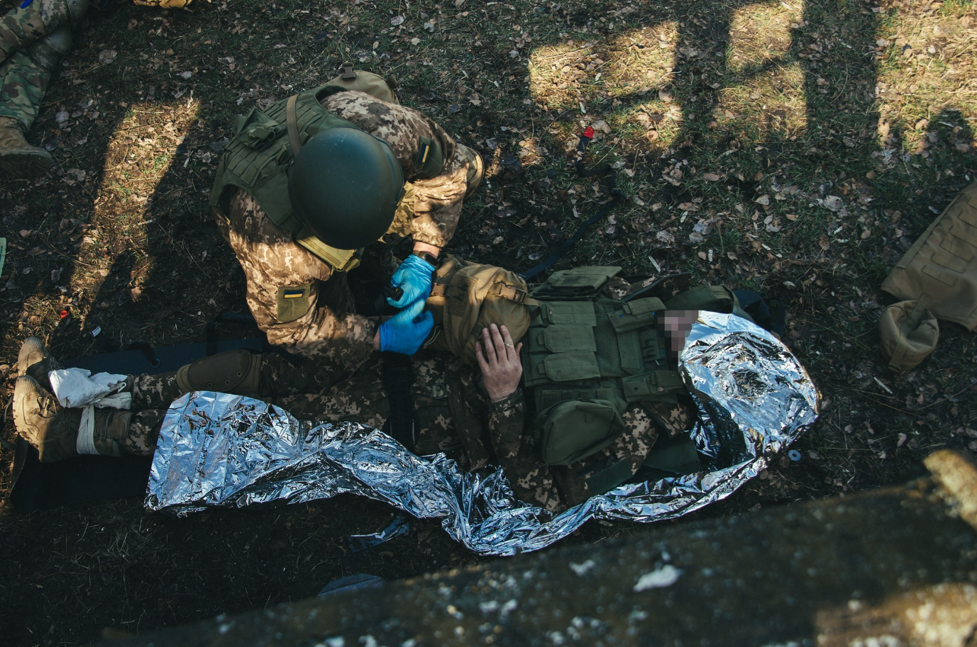Українцям показали, як канадські військові навчають наших медиків (фото)