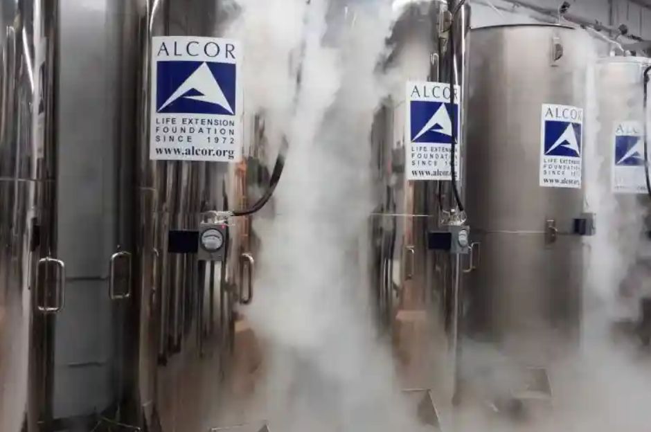 Шанс на вічне життя? Вчений пояснив, чи допоможе кріоніка воскрешати людей