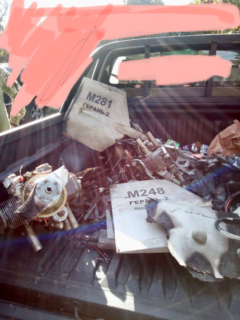 Впервые сбила не ПВО. Ким показал уничтоженный дрон Shahed-136