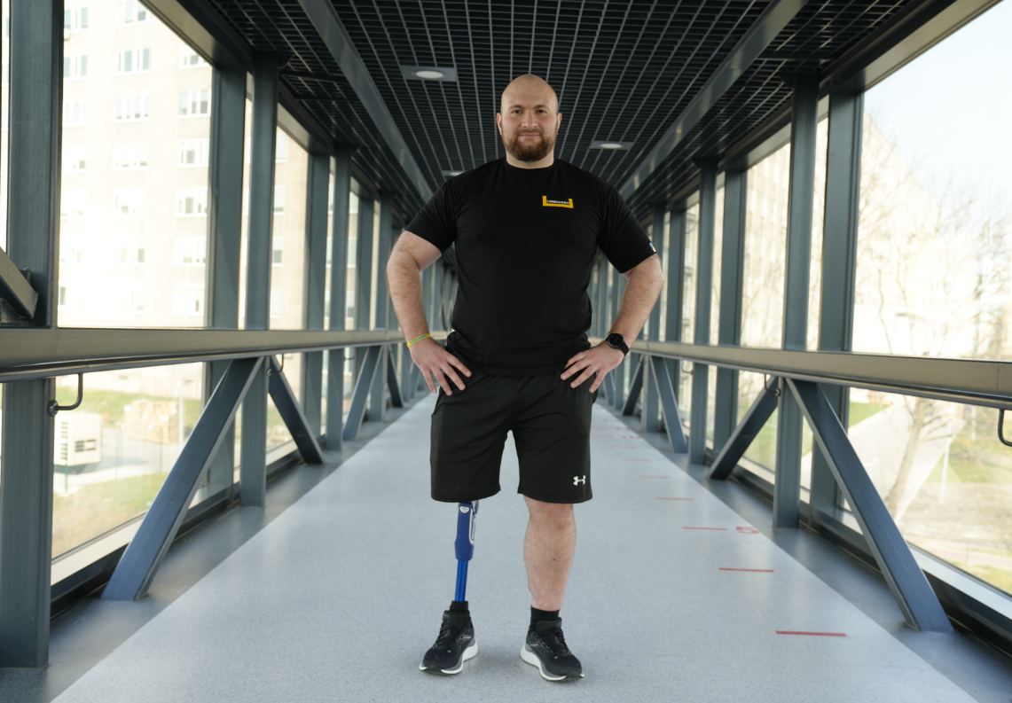 12-летняя украинка на протезах будет бежать марафон в США ради мечты тяжелораненого бойца: невероятная история