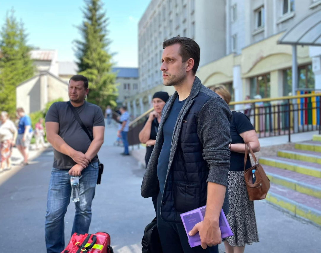 "Мрії не можна спалити". Про хлопчика, який вижив після ракетного удару по Вінниці, знімуть фільм