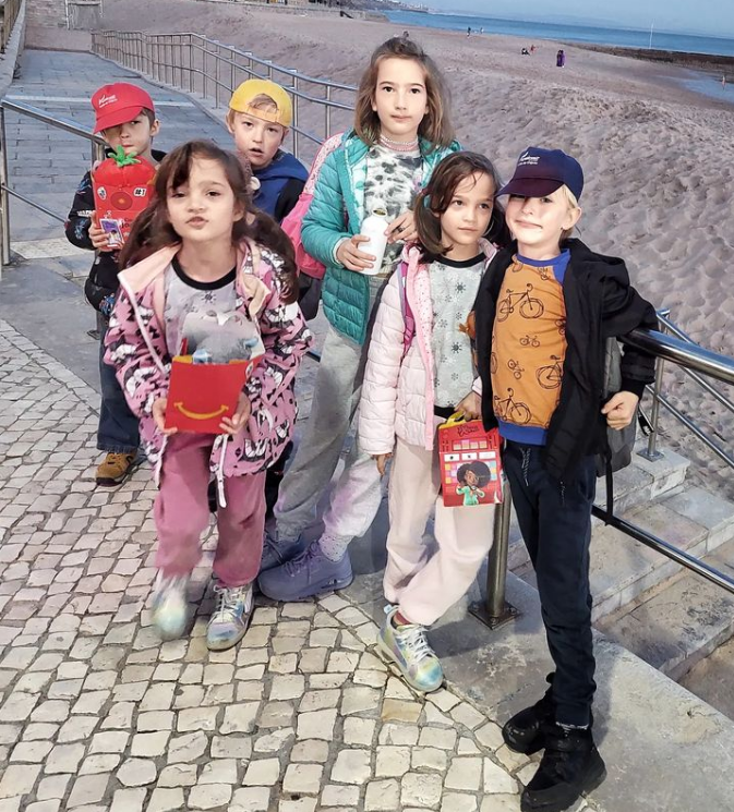 Народила п'ятірню й залишилась без чоловіка: де і як живе сьогодні багатодітна українка з Одеси