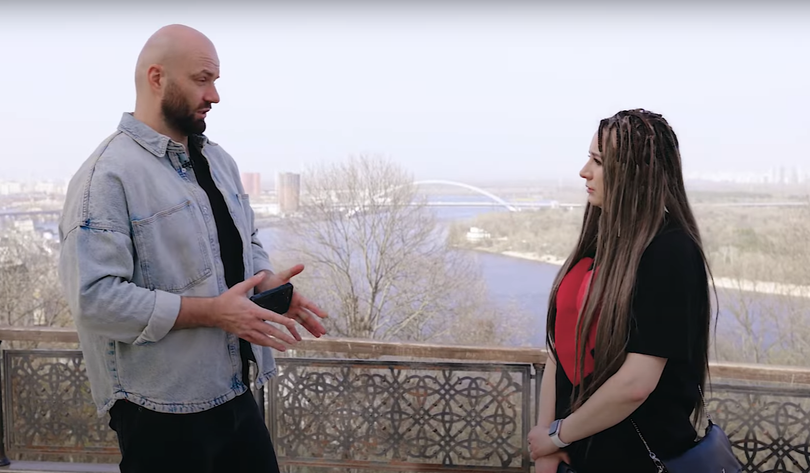 Емма Антонюк чесно відповіла, скільки тисяч доларів заробляє на місяць (відео)