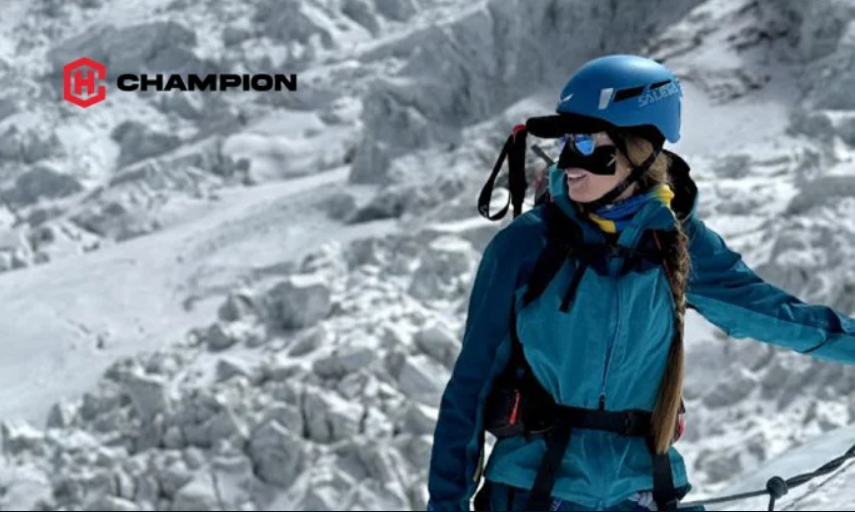 Українка, яка першою підкорила Еверест, піднялась на одну з найнебезпечніших гір світу: як це було