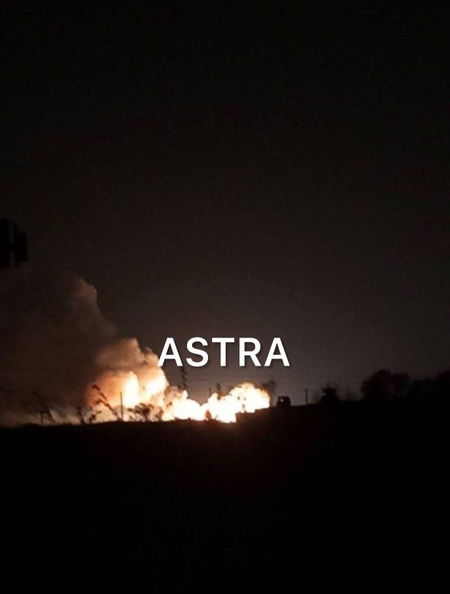 У Джанкої на півночі Криму пролунали вибухи біля аеродрому, виникла пожежа