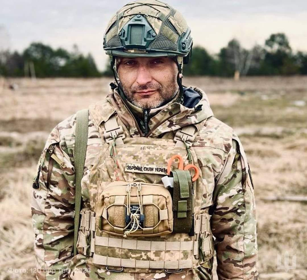 "В очах Хоробрих - мужність і відвага". Дивіться кадри з військовими, які захищають Україну