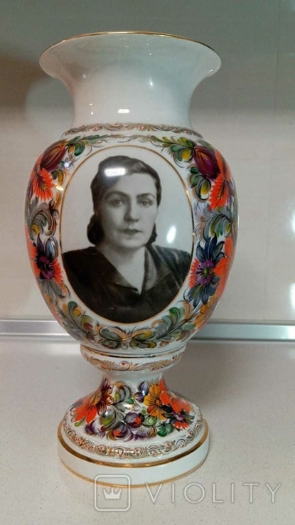 Така ваза вас озолотить. Як виглядає "скарб" з серванта за 50 тисяч гривень (фото)