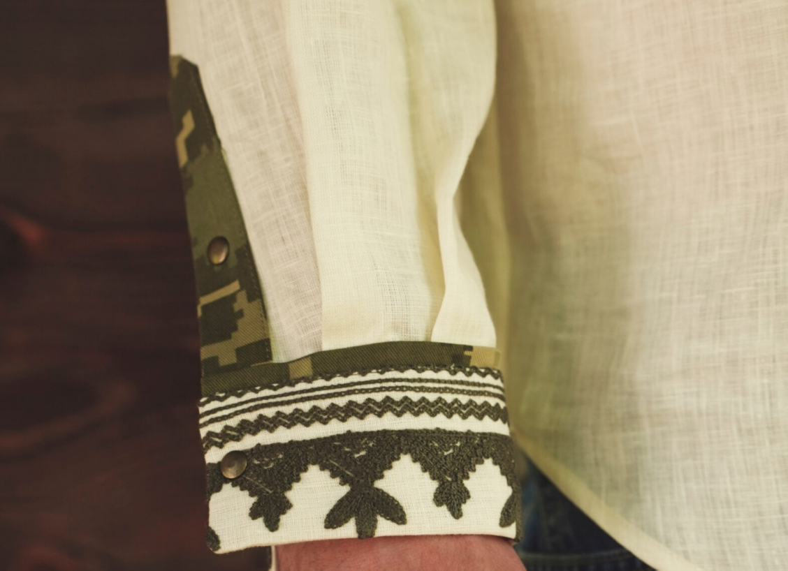 Пасхальная вышиванка Зеленского поразила всех. Сколько она стоит и что означает орнамент