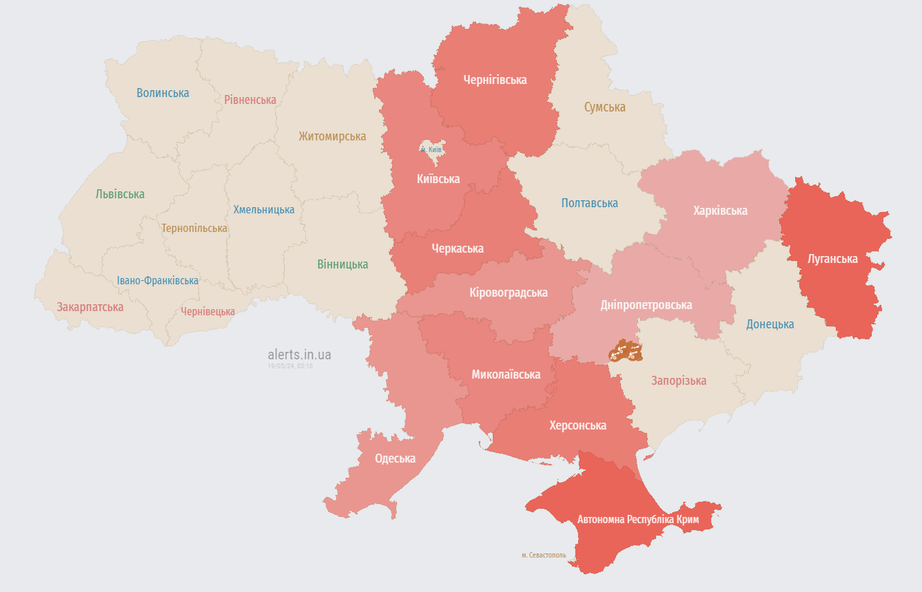 В Одесі пролунали вибухи: росіяни запустили по місту "Шахеди"