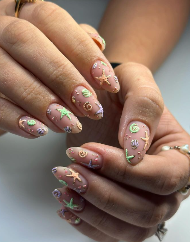 7 ідей літнього манікюру, який зробить вас наймоднішою (фото)