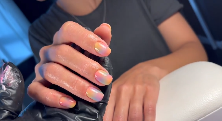 7 ідей літнього манікюру, який зробить вас наймоднішою (фото)