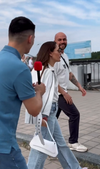 "Хто це з нею": Саніну помітили з чоловіком, але це не її обранець