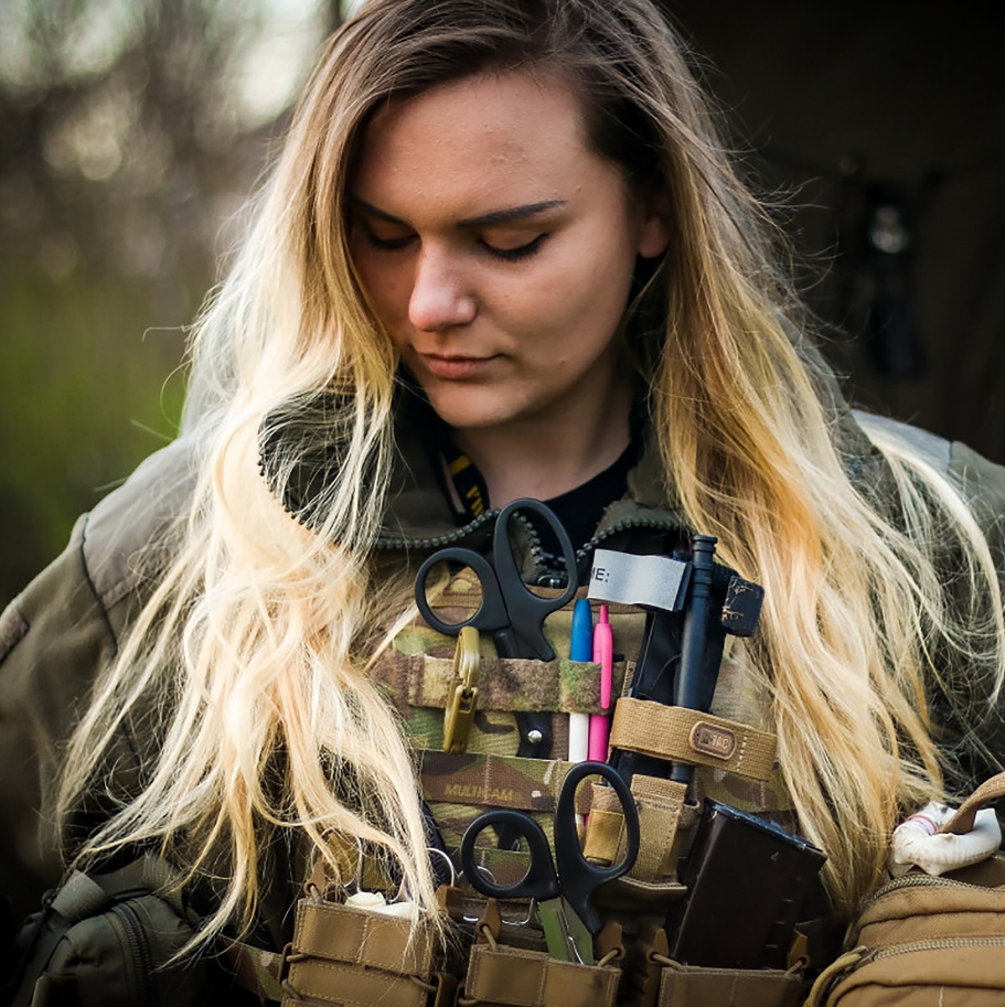 На фронте погибла известная парамедик "Госпитальеров" Ирина "Чека" Цыбух