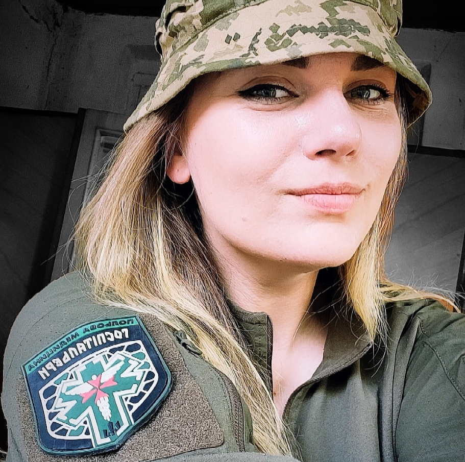 На фронте погибла известная парамедик "Госпитальеров" Ирина "Чека" Цыбух