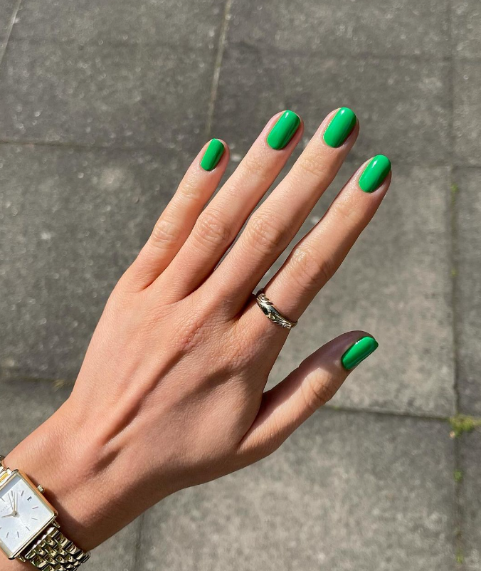 5 найкращих ідей літнього манікюру, який зробить ваші ручки витонченими та найкрасивішими (фото)