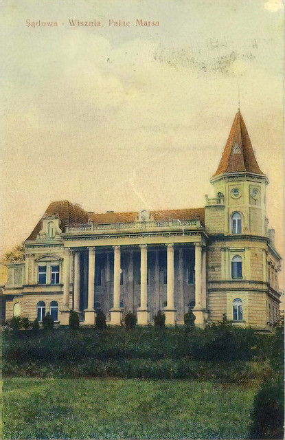 Под Львовом продают уникальный замок XVIII столетия за 1 гривну (фото)