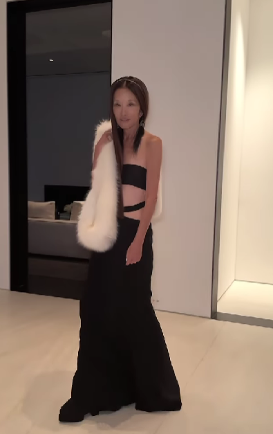 Неймовірна Віра Вонг з розмахом відсвяткувала 75-річчя. Як виглядає дизайнерка, яка "забула" про вік