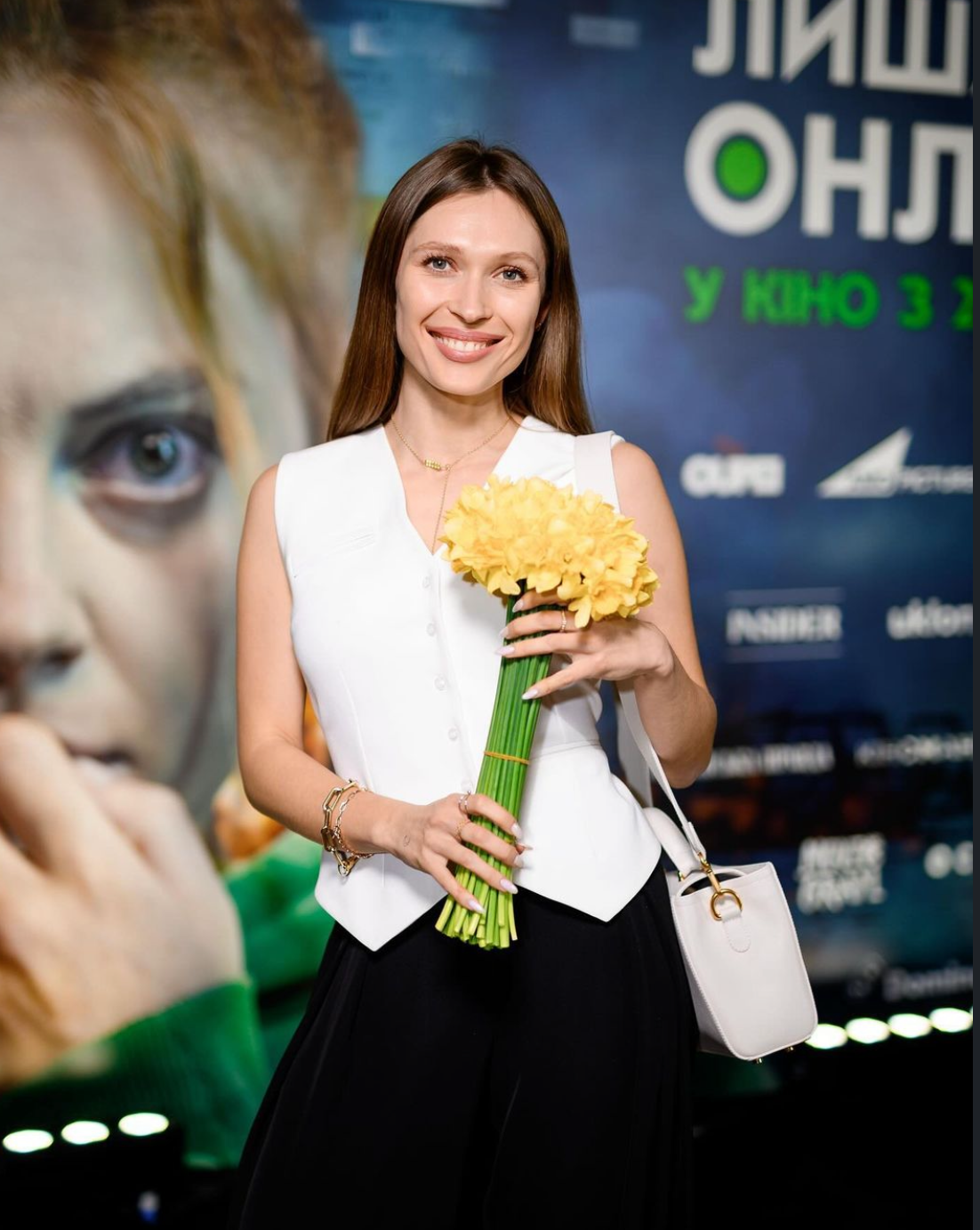 Відома акторка та подружка Мішиної зізналася, що думає про її скандал через російську мову