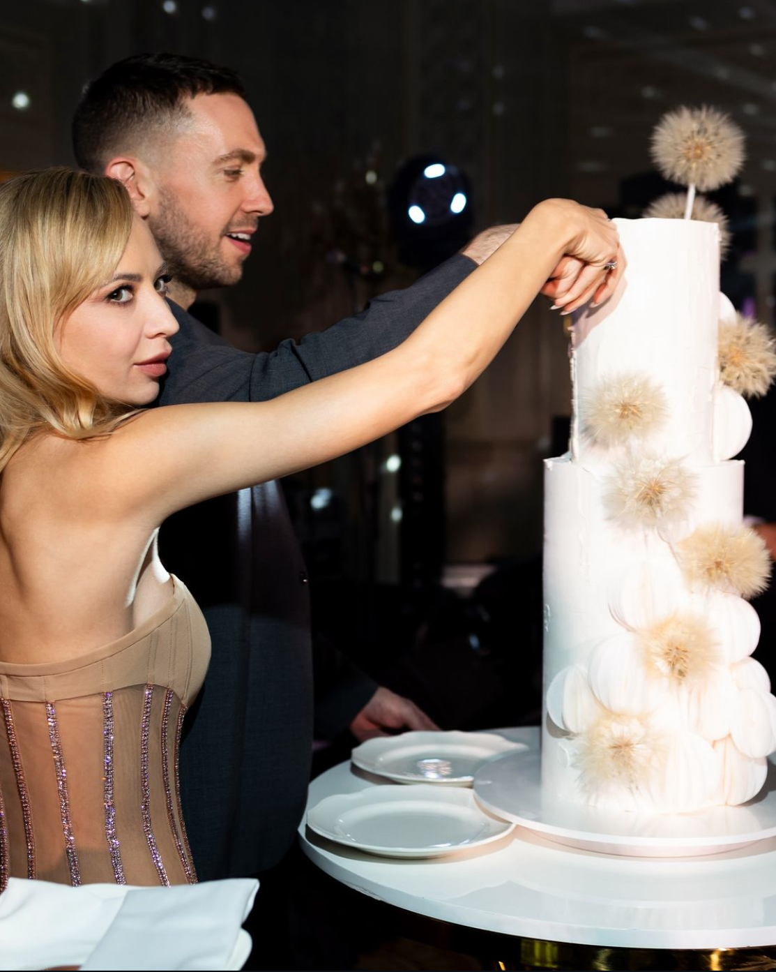 Зірка "Кварталу" показала, як "відгуляла" весілля з іноземцем: бренди, розкіш і блиск