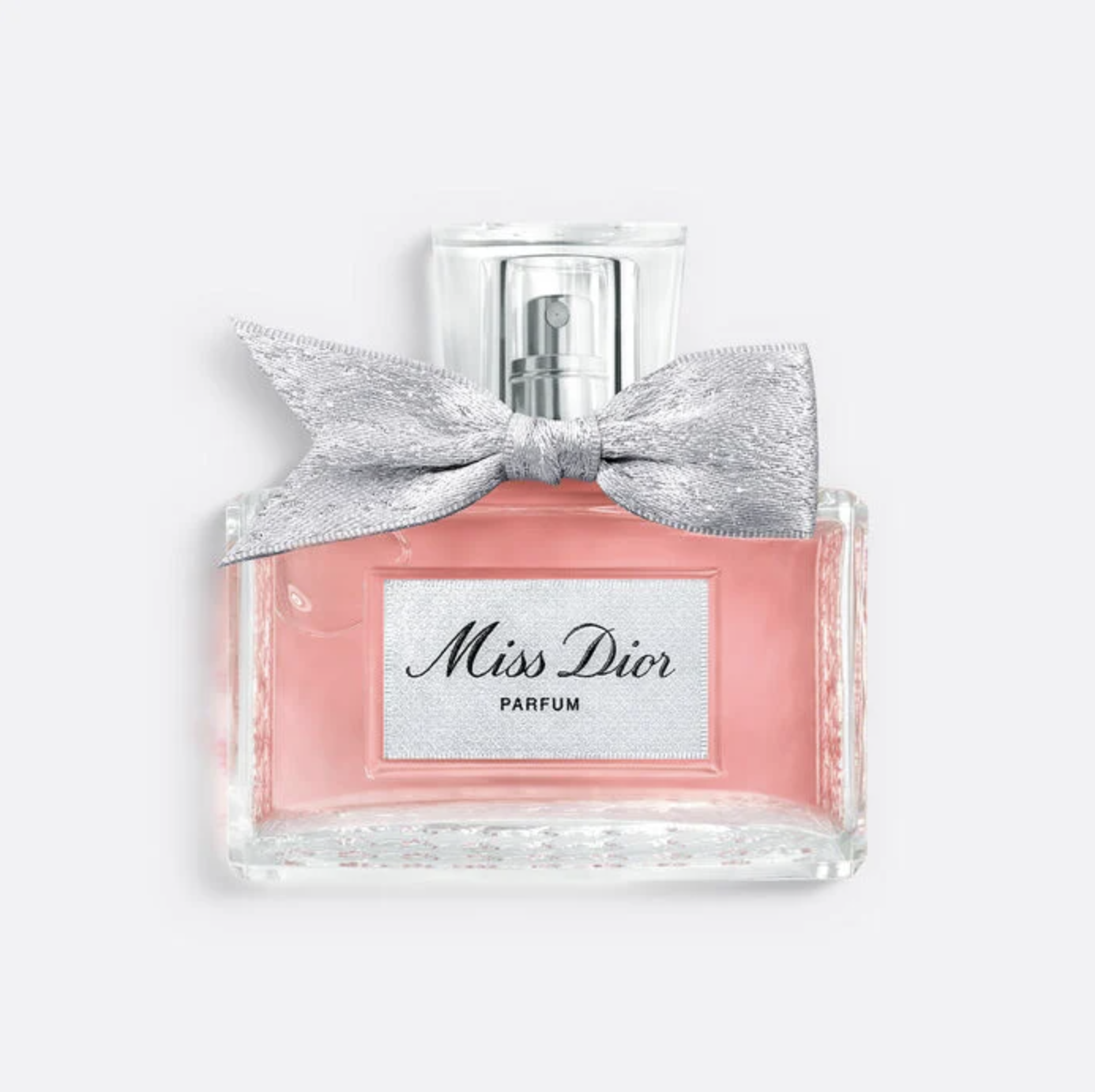 Ароматный must-have: 5 трендовых парфюмов, которые точно освежат вас этим летом