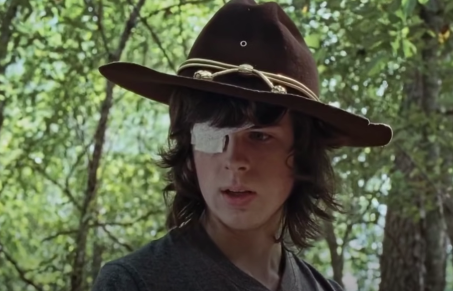 Он сыграл Карла в "Ходячих мертвецах", а сейчас стал настоящим красавчиком. Как изменился актер Чендлер Риггз