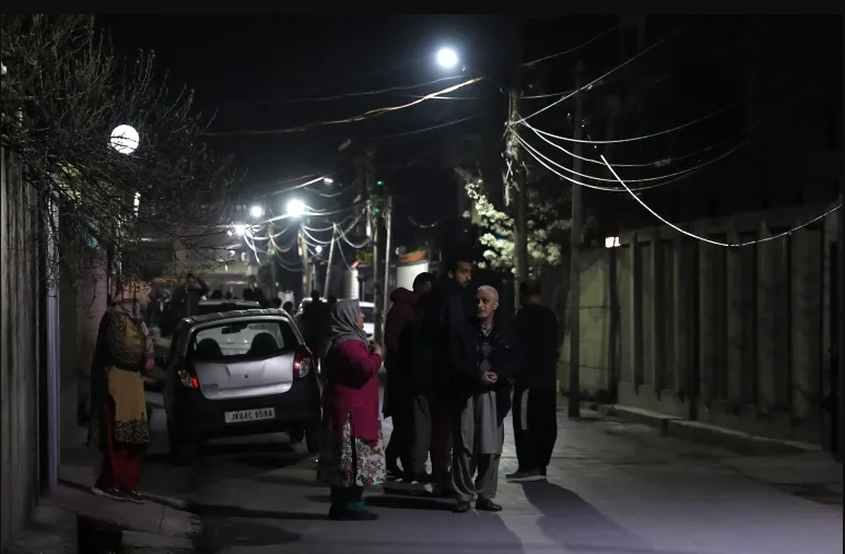 У Афганістані зафіксували землетрус магнітудою понад 6 балів, є загиблі