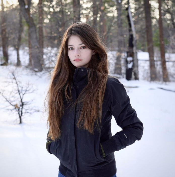 Как выглядит актриса, сыгравшая дочь Беллы и Эдварда в "Сумерках". Ей 23 и она невероятно красива