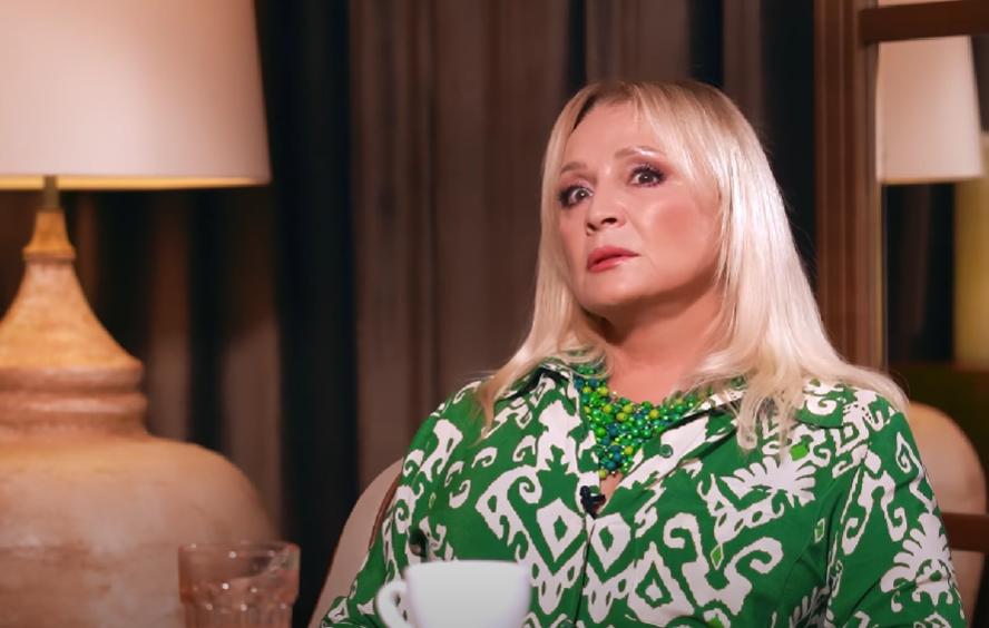 "Ніхто не хоче помирати": Ротару висловилася про чоловіків-втікачів (відео)