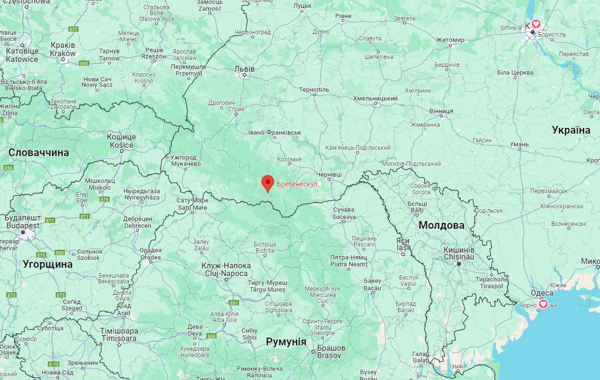 "Синє око Карпат". Чим унікальне озеро Бребенескул і як до нього дістатись (фото, відео)