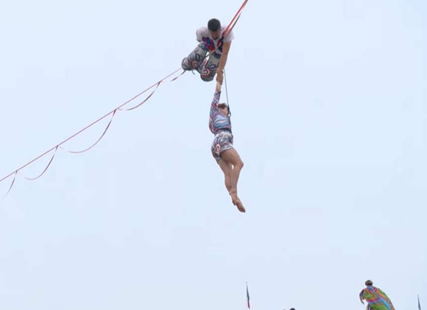 Олімпійські ігри 2024: яскраві фото і відео з церемонії відкриття в Парижі