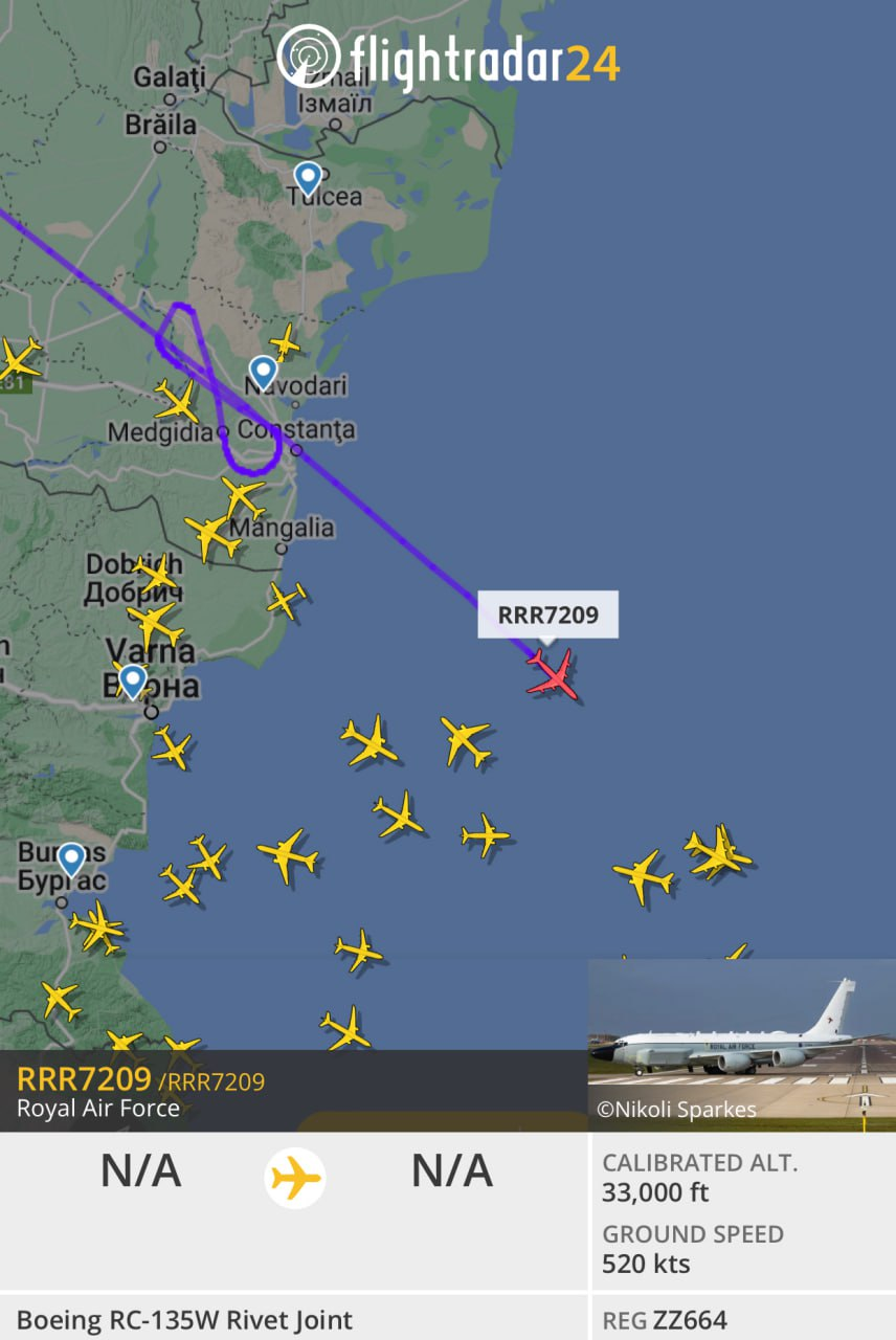 Над Чорним морем помітили стратегічний розвідувальник НАТО